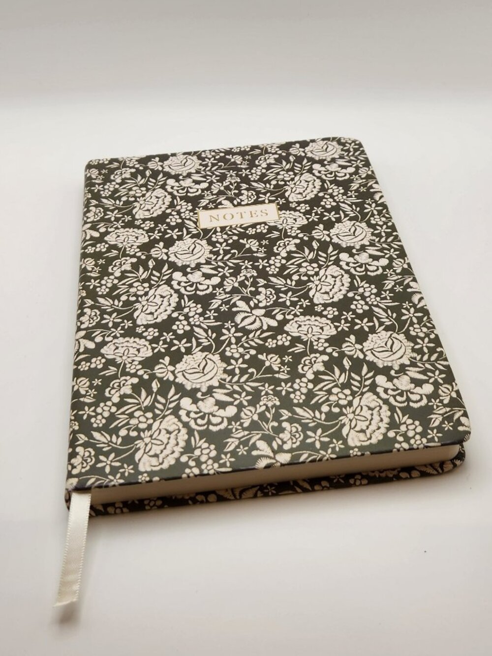 Eccolo Journal soft bound 250 pgs ecru green floral NWOT